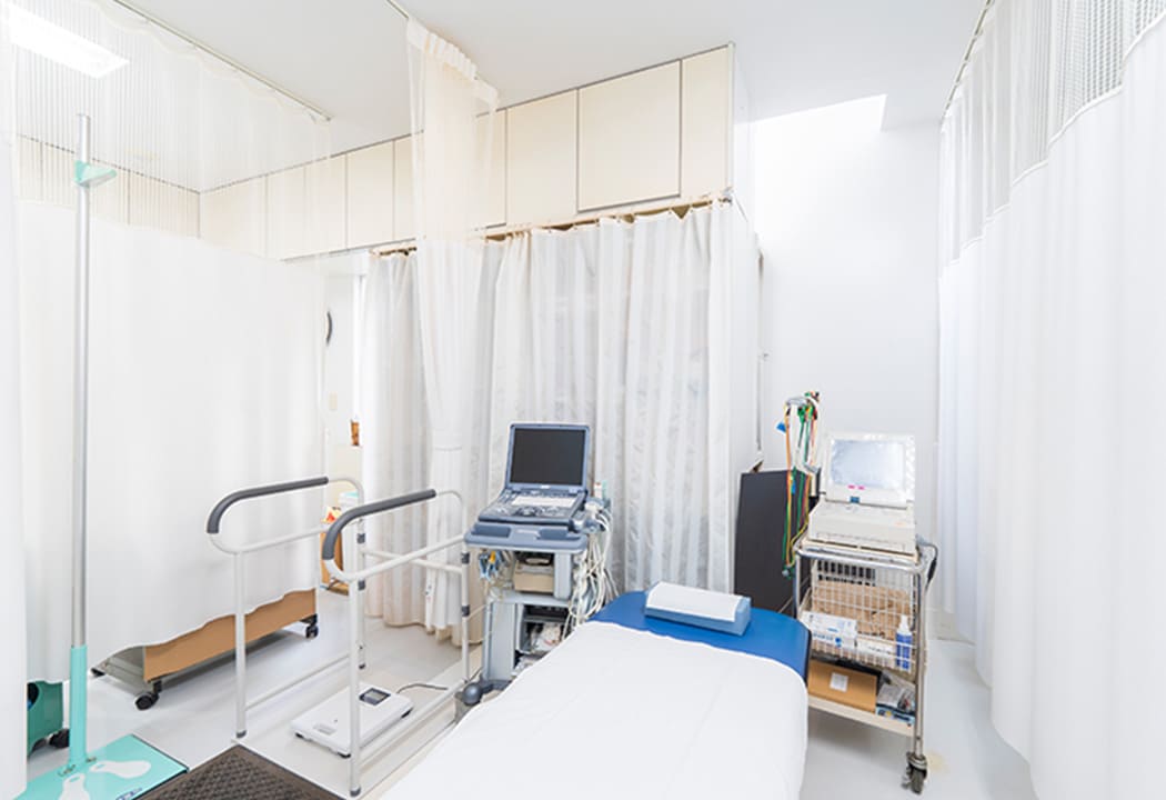 処置室（間仕切り）